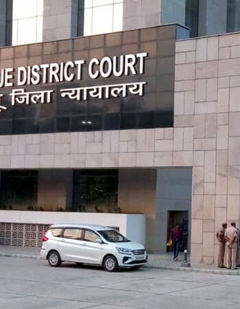 Chamber of Mayank Sharma